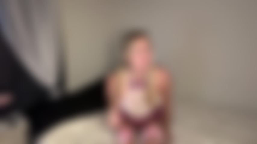 A universitária te tranca.