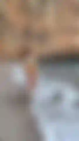 35. Sexy eu de maiô gostoso na praia ;).