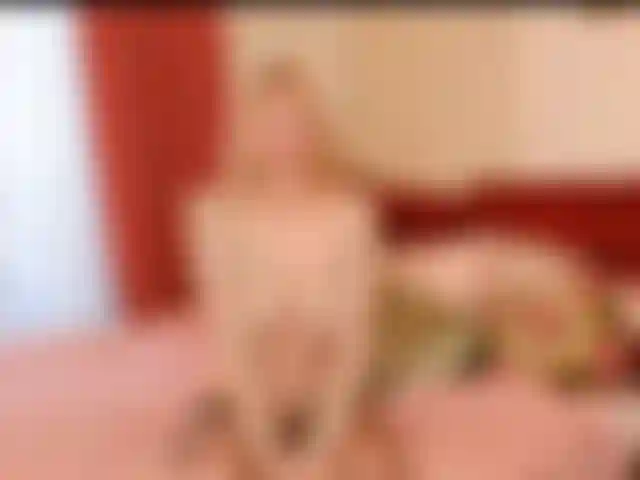 Fazendo de você minha perdedora estúpida o dia todo.