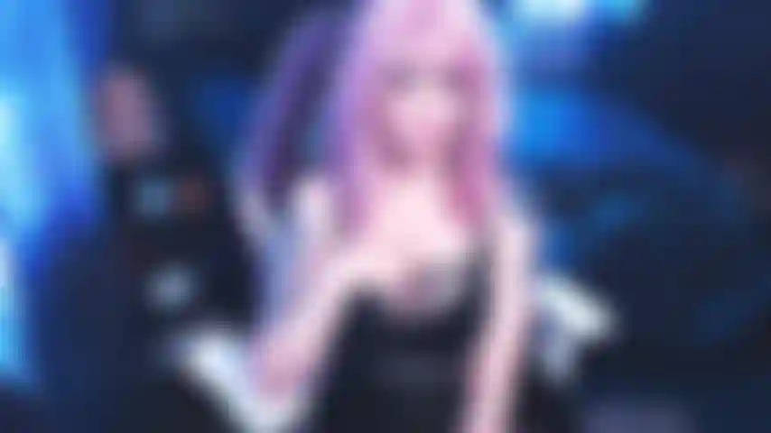 Negação de buceta e adoração de bunda com a deusa valquíria.