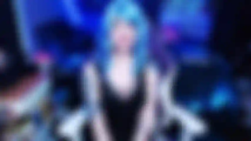 Namorada gamer te convence a ser submissa.