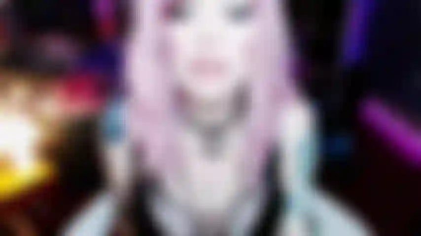 Sph_você_não_é_maior_que_um_tubo_de_batom.