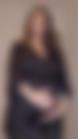 Mostrando meu roupão e meu vibrador.