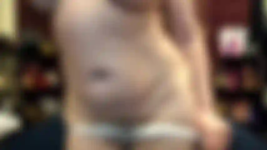 ( Gs.375) GoldieStar se apresenta em show de ouro. Roleplay(chamando todos os caras na sala pelo nome...) 9:01 Minutos. Milf, peitos grandes, calcinha branca, esguicho, anal, dp interracial, propagação de buceta (06/12/2021).