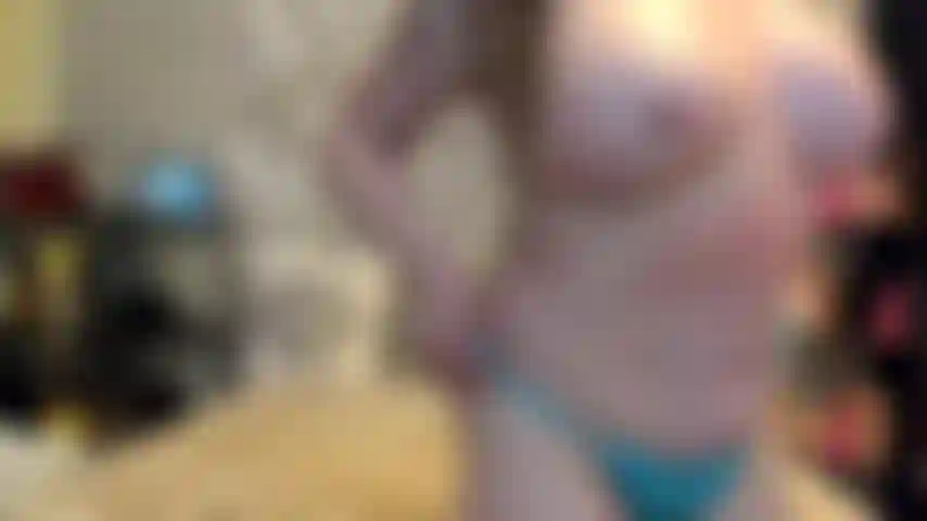 1670064236692_( Gs.827) GoldieStar se apresenta em show de ouro - 10 minutos. Bunda grande, buceta peluda, peitos grandes, brinquedo anal interativo, esguicho, propagação de buceta, pés descalços, anal, dp (123/2022).