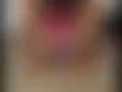 (25) GoldieStar neste conjunto de fotos de apresentação de slides usa top arrastão rosa choque e calcinha branca... Para amantes de pés!