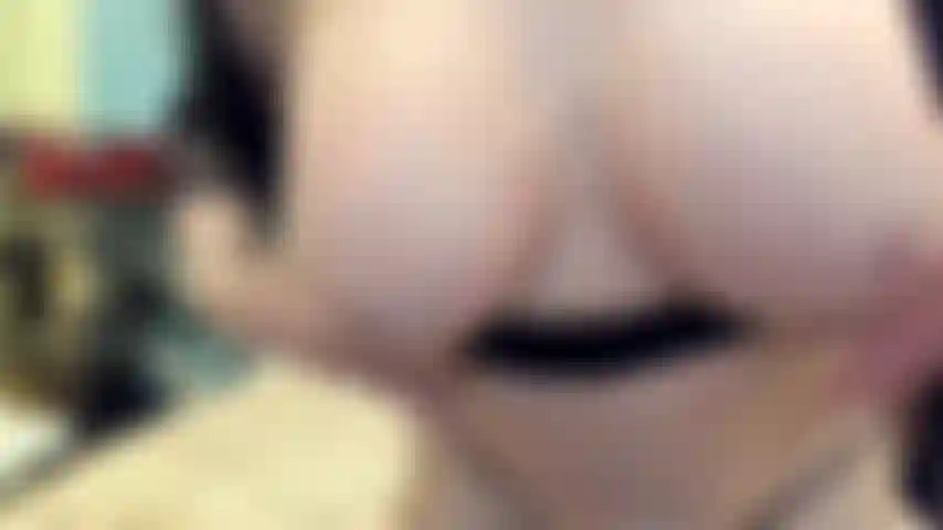 ( Gs.469) GoldieStar se apresenta em show de ouro. Roleplay (chamando todos na sala pelo nome...) 10 Minutos. Top arrastão preto. Calcinha, peitões, gilf, brinquedo interativo, bucetinha peluda, esguicho, anal, dp, consolos todos brancos (17/02/2022).