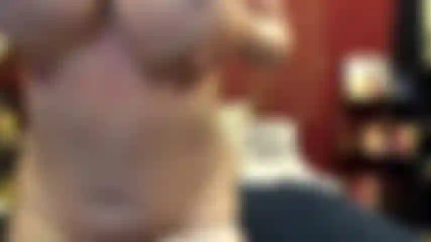 ( Gs.524) GoldieStar se apresenta em show de ouro - 11:01 minutos. Tetas grandes, gilf, buceta peluda, cavalgar, pés descalços, esguicho, anal, dp, porra cremosa (23/04/2022).