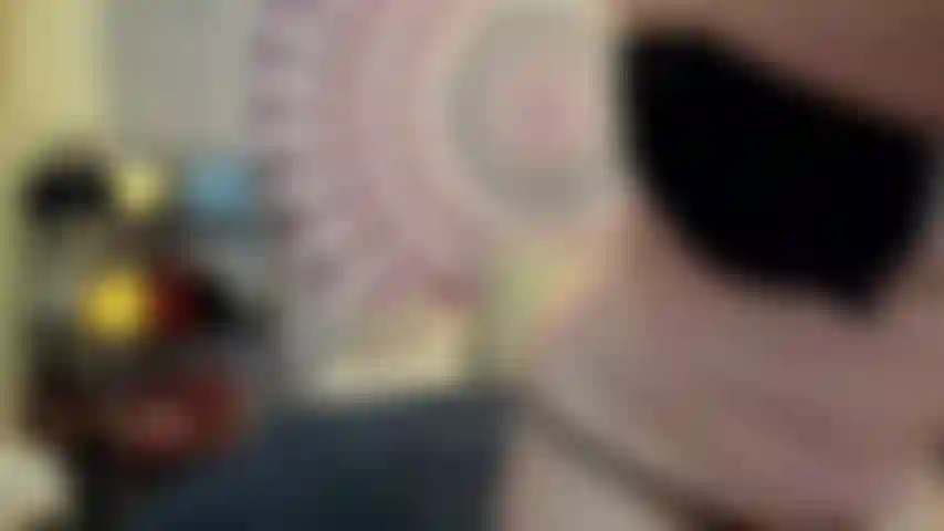 ( Gs.940) ( Maga) GoldieStar se apresenta em show de ouro - 10:58 minutos. Peitos grandes, bunda grande, gilf, bucetinha peluda, esguichando, pés descalços, anal, dp, consolos todos brancos (04/07/2024).