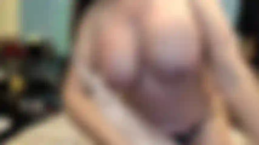 ( Gs.659) GoldieStar se apresenta em show de ouro - 11:01 minutos. Peitos grandes, pés descalços, bunda grande, bucetinha peluda, esguichando, anal, dp, consolos todos brancos (16/07/2022).