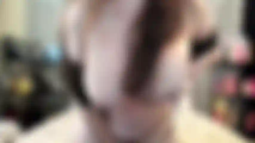 ( Gs.905) GoldieStar se apresenta em show de ouro - 10 minutos. Peitos grandes, bunda grande, gilf, buceta peluda, esguicho, hermético, anal, dp, consolos todos brancos, buceta espalhada, pés descalços (09/03/2023).