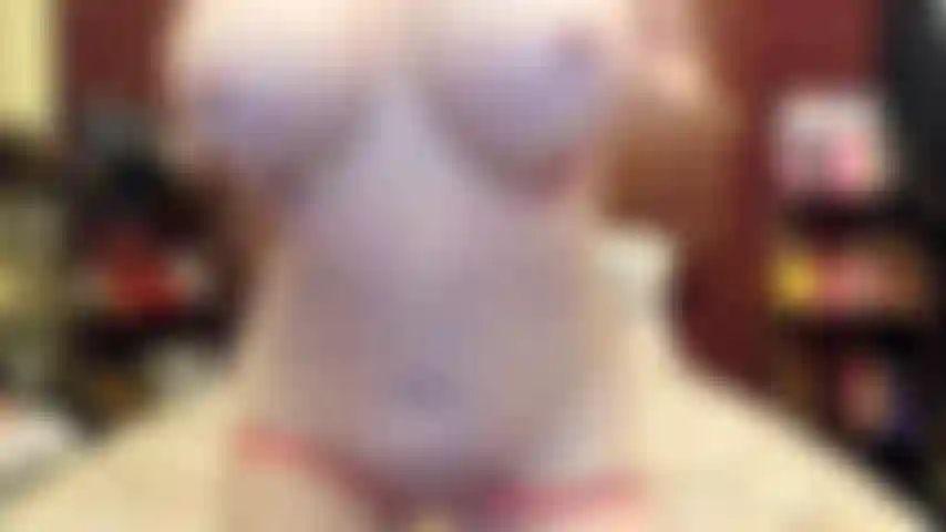 ( Gs.388) GoldieStar se apresenta em show de ouro. Roleplay(chamar todos os caras da sala pelo nome...) 8 Minutos. Tetas grandes, milf, esguicho, brinquedo interativo iluminado, anal, dp (12/12/2021).