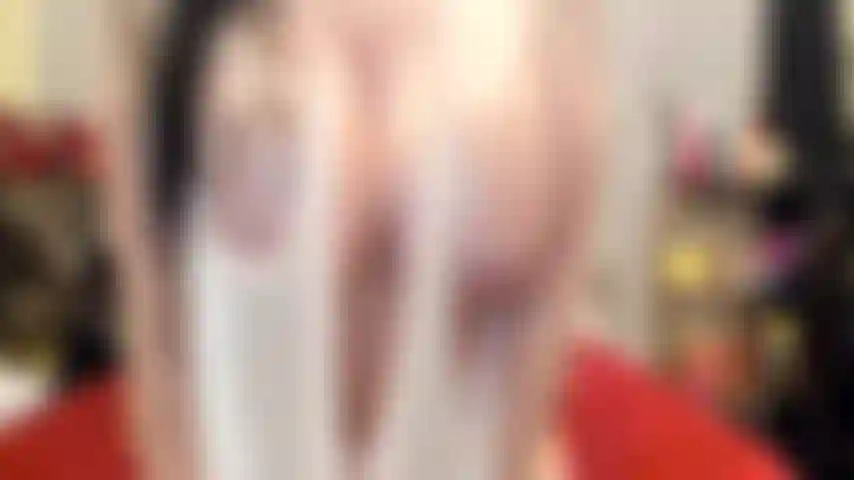 ( Gs.439) GoldieStar se apresenta em show de ouro. Roleplay(chamar todos os caras da sala pelo nome...) 11 Minutos. Camiseta branca. Calcinha, peitos grandes, gilf, óleo, brincadeira de buceta, anal, dp, todos consolos pretos (18/01/2022).