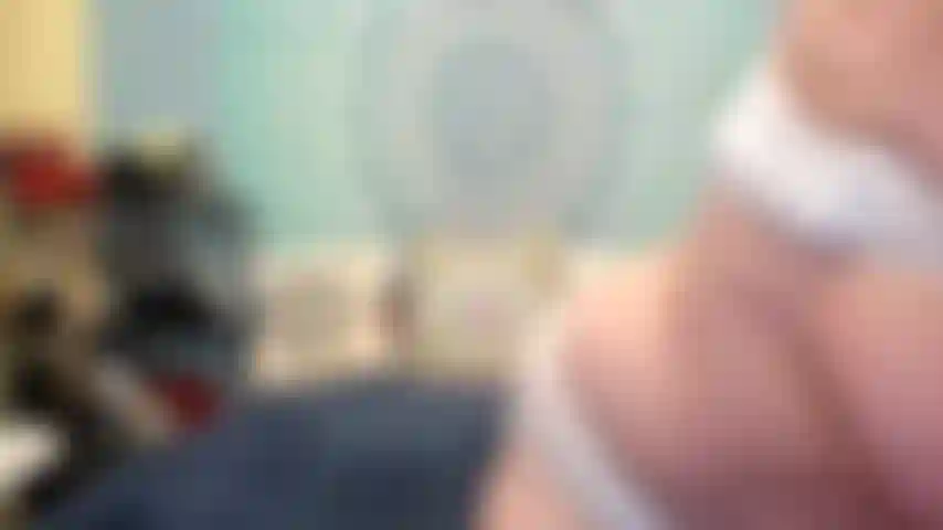 ( Gs.597) GoldieStar se apresenta em show de ouro - 9:01 minutos. Peitos grandes, bunda grande, gilf, buceta peluda, esguichando, pés descalços, anal, dp interracial (29/05/2022).