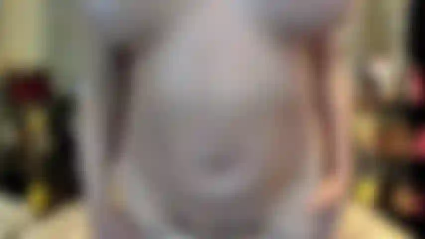 ( Gs.875) GoldieStar se apresenta em show de ouro - 9:01 minutos. Peitos grandes, bunda grande, gilf, pés descalços, bucetinha peluda, esguichando, anal, dp, consolos todos brancos (29/12/2022).