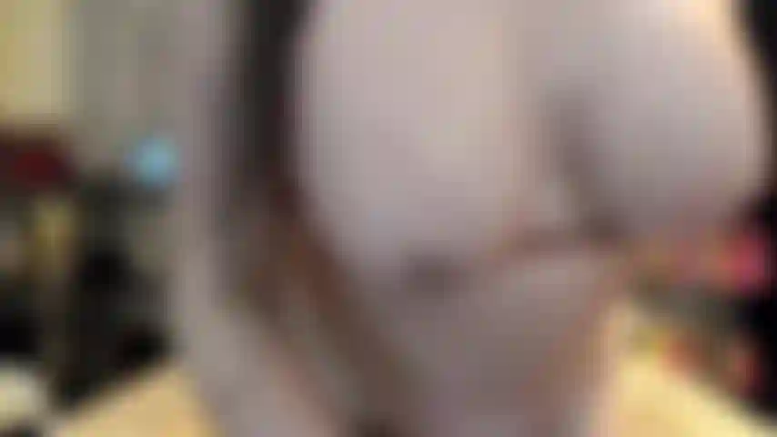 ( Gs.889) GoldieStar se apresenta em show de ouro - 9:59 minutos. Peitos grandes, bunda grande, gilf, bucetinha peluda, esguichando, pés descalços, óleo, cavalgando, anal, dp, buceta espalhada (09/01/2023).