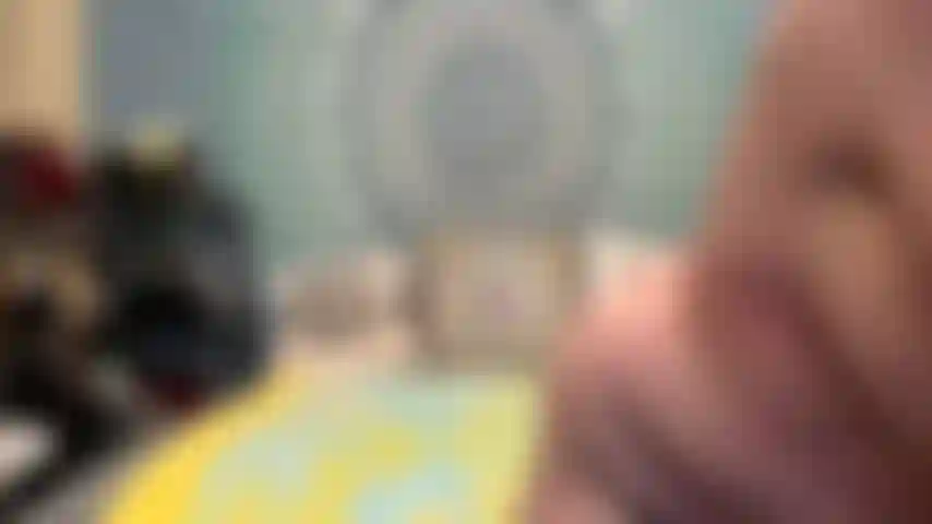 ( Gs.591) GoldieStar se apresenta em show de ouro - 9 minutos. Bunda grande, peitos grandes, gilf, óleo, esguicho, anal, dp interracial, dedos dos pés (28/05/2022).