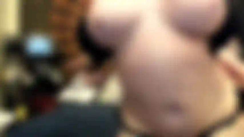 ( Gs.751) GoldieStar se apresenta em show de ouro - 10:59 minutos. Gilf, pés descalços, peitos grandes, bunda grande, buceta peluda, esguicho, anal, dp, hermético, consolos todos brancos (24/09/2022).