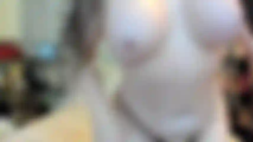 ( Gs.847) GoldieStar se apresenta em show de ouro - 14:59 minutos. Peitos grandes, brinquedos interativos, anal, dp, bucetinha peluda, porra cremosa, pés descalços (11/12/2022).