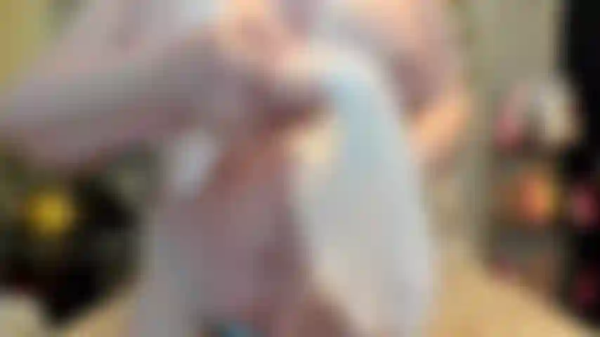 ( Gs.917) GoldieStar se apresenta em show de ouro - 10 minutos. Anal, dp, consolos todos brancos, peitos grandes, bunda grande, gilf, buceta peluda, esguicho, buceta espalhada (24/03/2023).