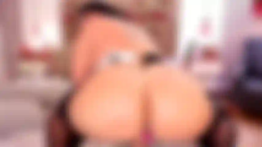 Uma empregada safada