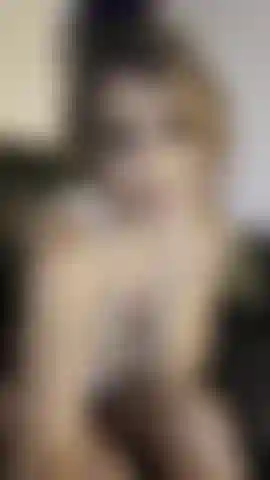 Brinque comigo na sala de estar.