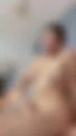 Veja-me gozar em você (montando o torso).