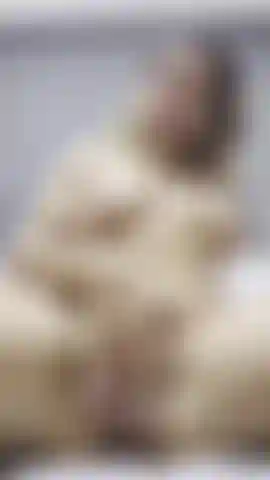 Coloque seu rosto entre minhas pernas.