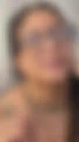 Punheta, topless, joi, deixa a tua namorada tomar o controlo de ti; segue as minhas instruções, relaxa e sente como é o prazer de verdade.