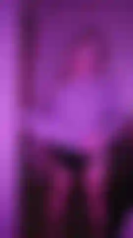 Despe-se e vista-se comigo.