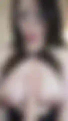 tit job + saliva show
