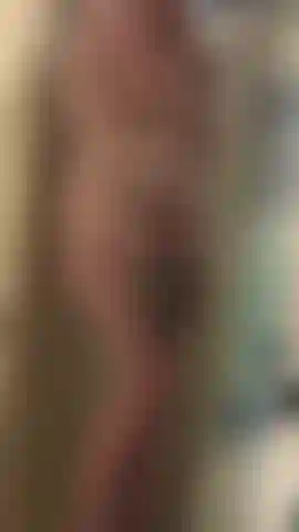 Hora do banho! Ensaboada, molhada, bonita e limpa