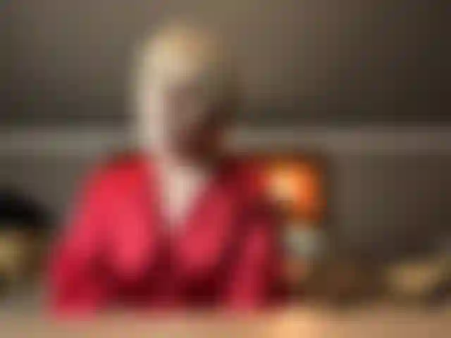 Tentando explicar como é meu quarto/morar :)