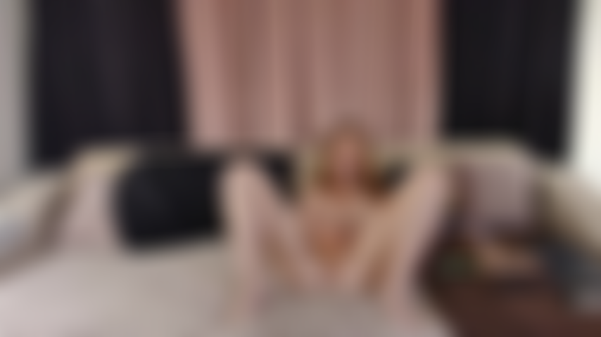 Gosto de sexo oral, anal e esguicho.