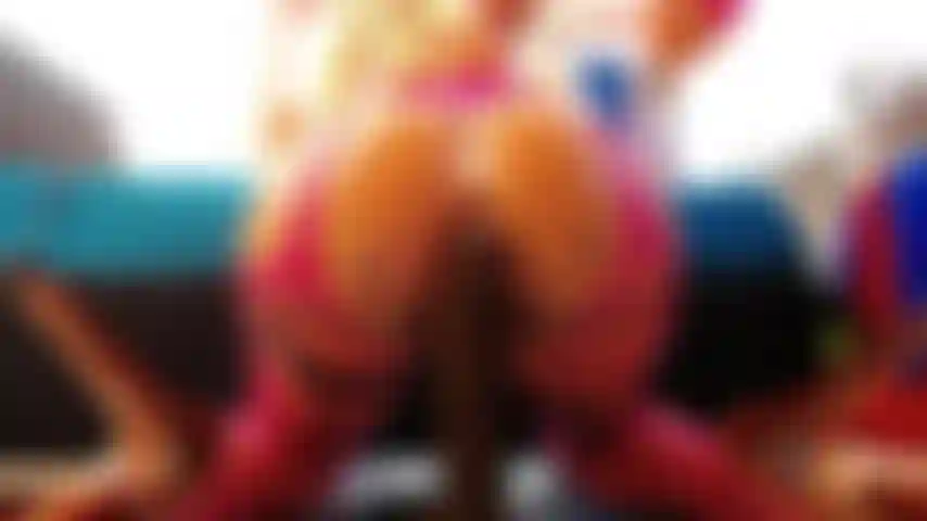 A rainha de espadas montando bbc.