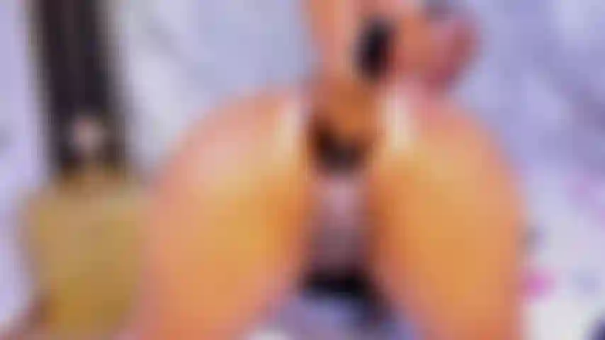 Dupla penetração esguicha.