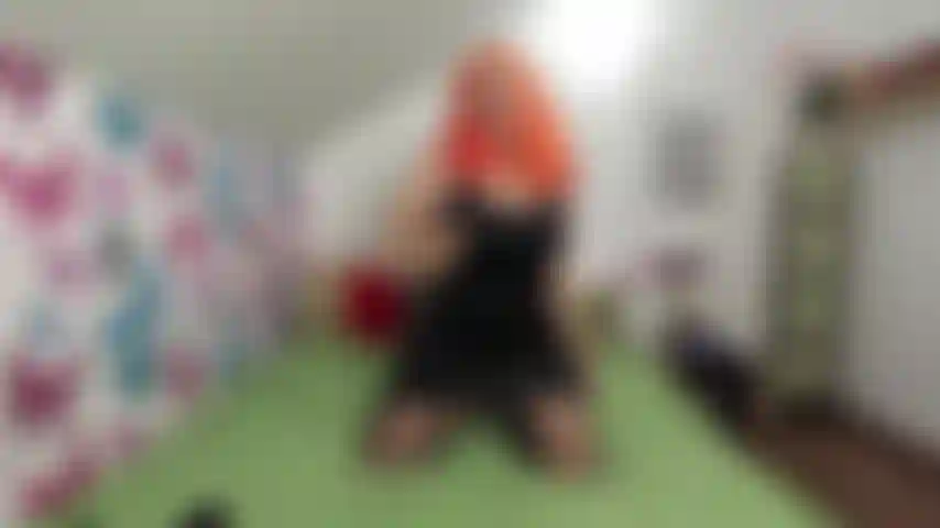 Dançando para você.