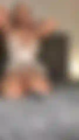 Adoro chupar pau branco.