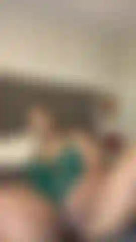 Orgasmo extremo! Vejo minhas pernas tremerem.