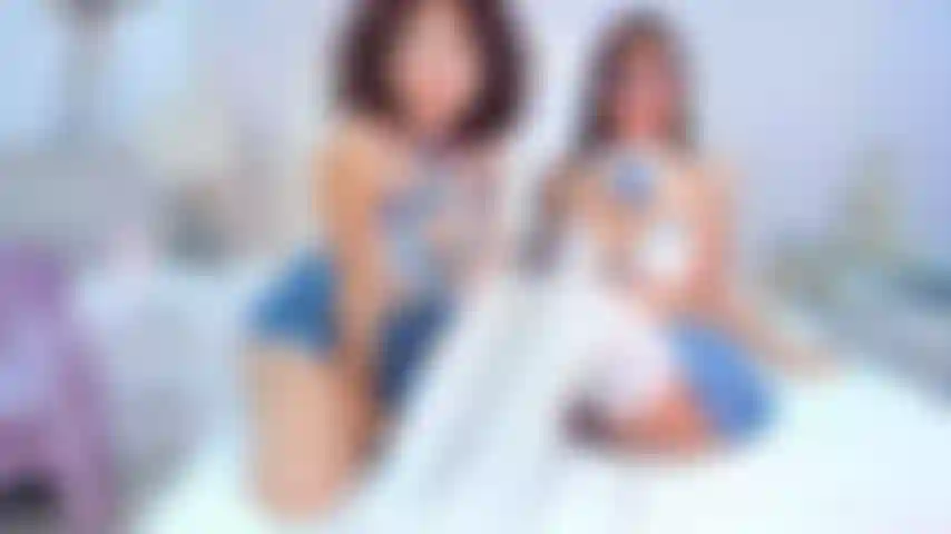 I let myself go with my new friend, I like to experiment and have her lick my pussy.