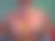 Peitos fodem com brinquedo.