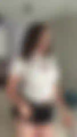 stripteasee... naked tits