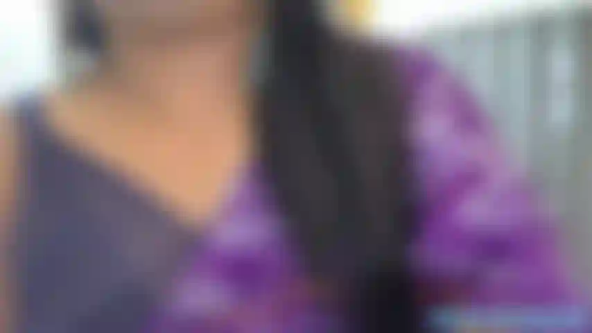 CUMSHOT IN SAREE