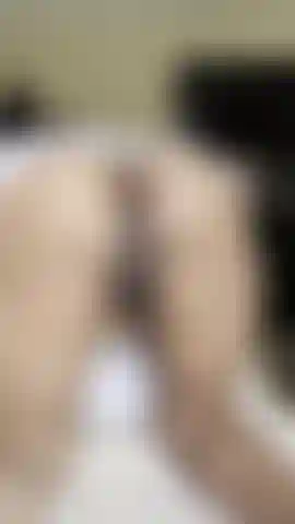 Ass shaking