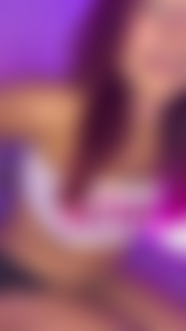 Uma noite de filme sexy terminando em uma grande gozada.