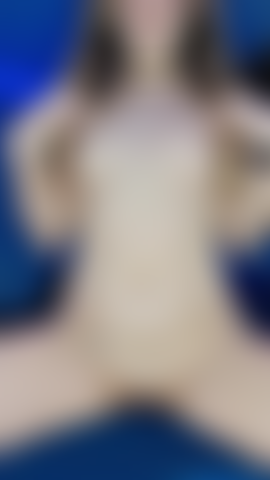 Brincando com minha buceta ;).