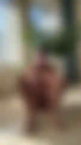 Que pratica ioga nua.