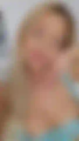 Estou pronta para ser sua garota mais sensual. Você se atreve a participar e viver essa fantasia comigo?