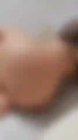 Continuo piscando, piscando.