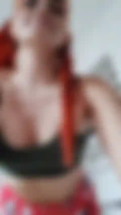 Aproveite meu twerk.